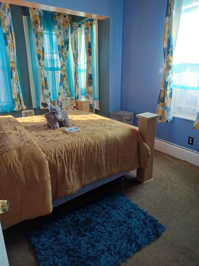 Bed By The Hour Villa Филаделфия Екстериор снимка