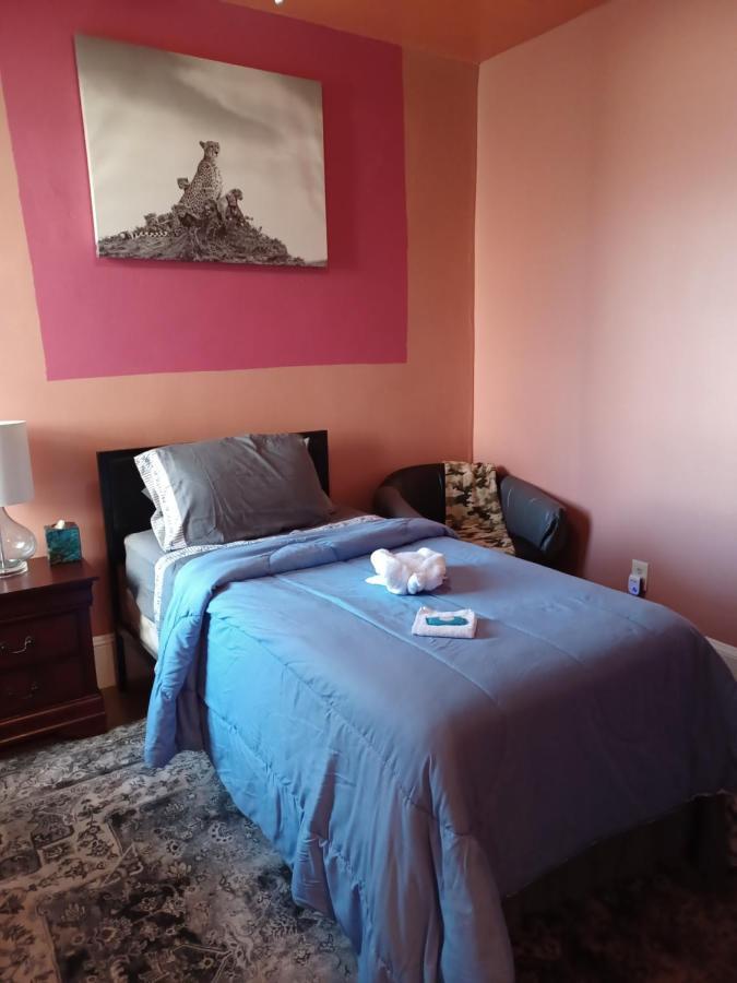 Bed By The Hour Villa Филаделфия Екстериор снимка
